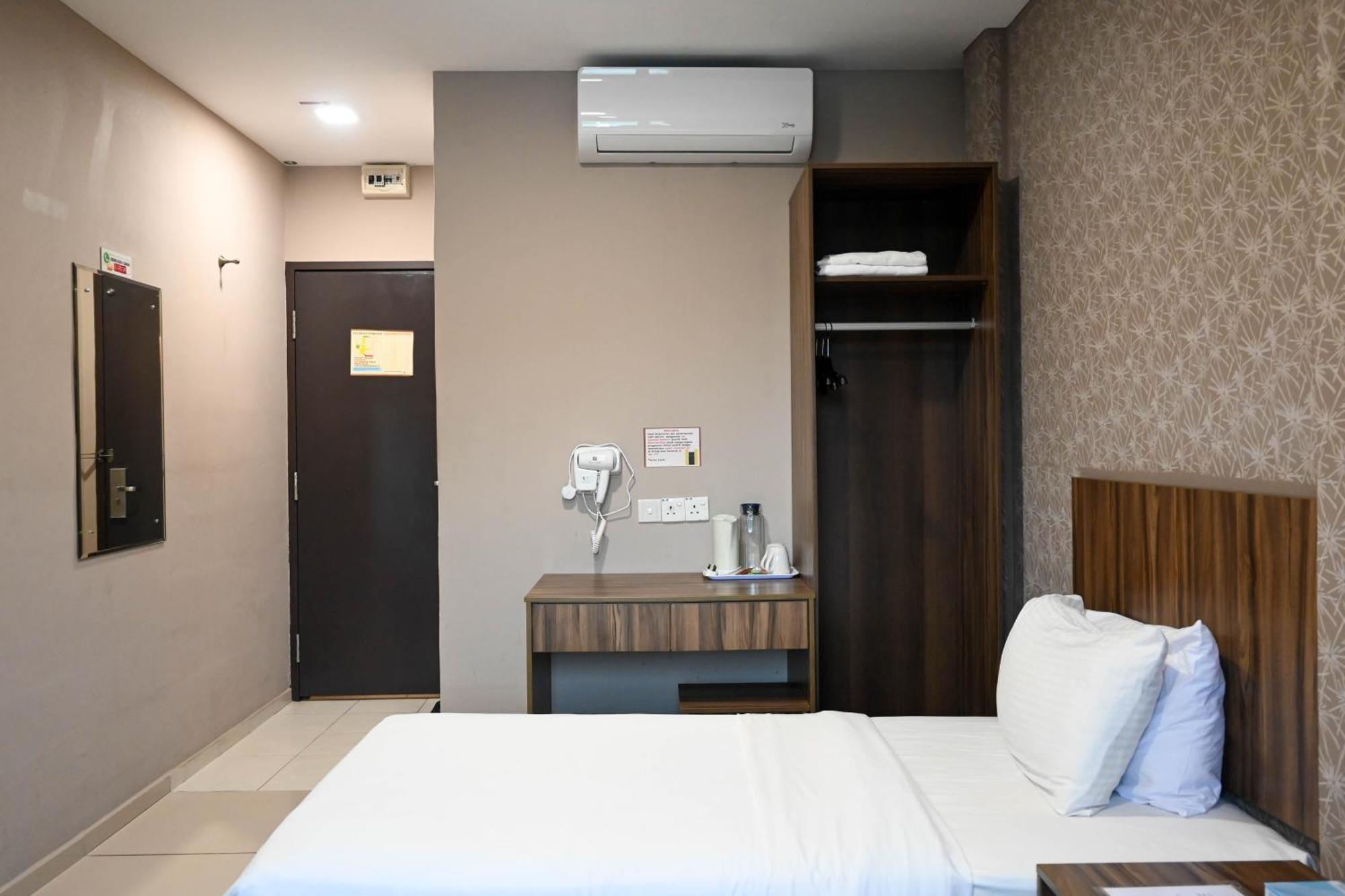 Hotel Jelai @ Raub, Pahang Экстерьер фото