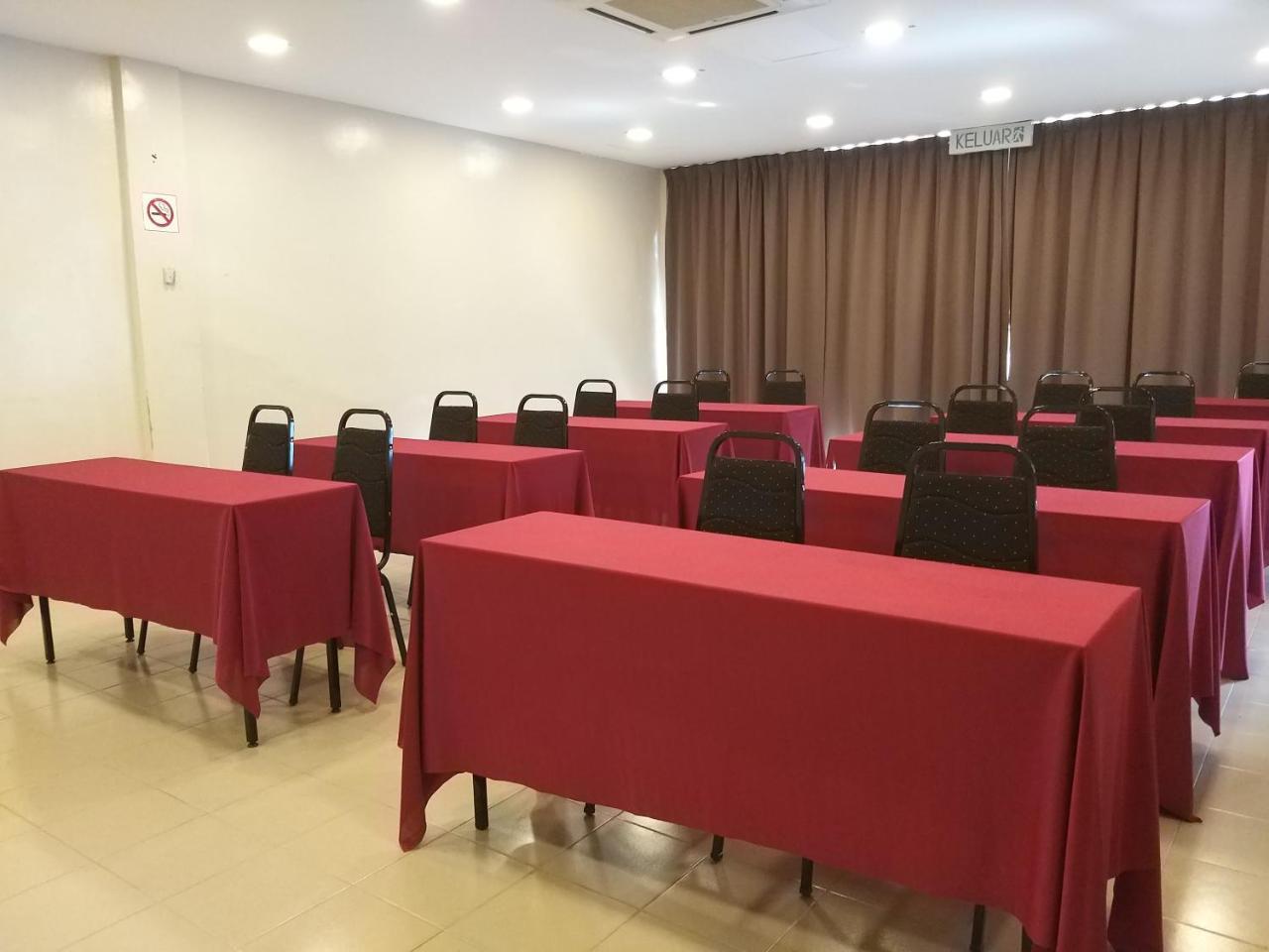 Hotel Jelai @ Raub, Pahang Экстерьер фото
